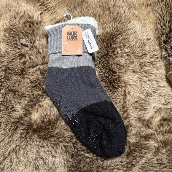 Cabin Slipper Socks (sz 6-8wm/5.5-7 big girl) - Picture 1 of 3